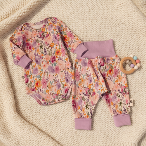 Bodi ja pükste komplekt